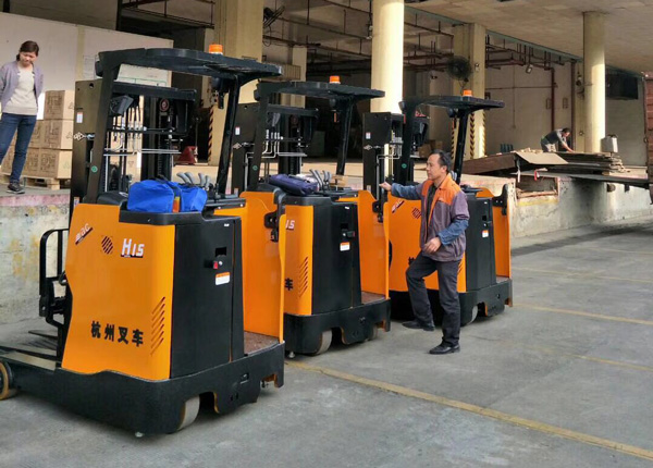 東莞美時(shí)家具采購(gòu)杭州叉車(chē)案例 東莞美時(shí)家具采購(gòu)杭州叉車(chē)案例